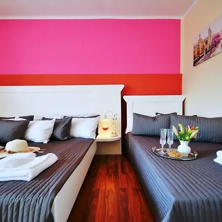 Апартаменты In By The Beach, Cleaning Included