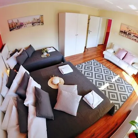 Апартаменты In By The Beach, Cleaning Included Устроне-Морске